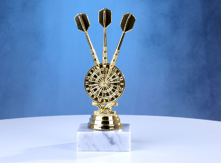  Dartfiguren-Trophäen in goldglanz