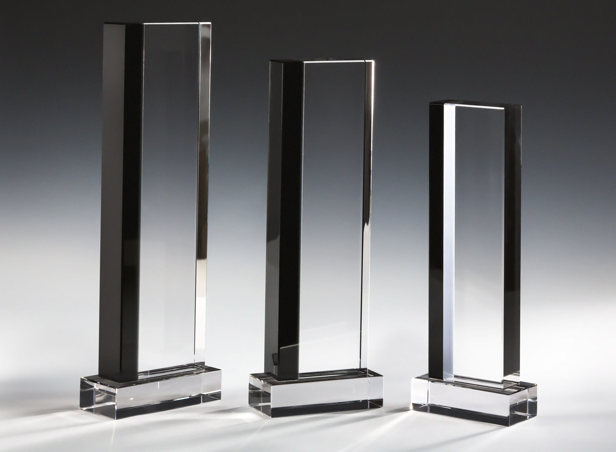 Glasständer-Pokal Black and Clear