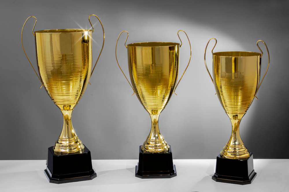 Henkelpokal "Gloria" in Gold