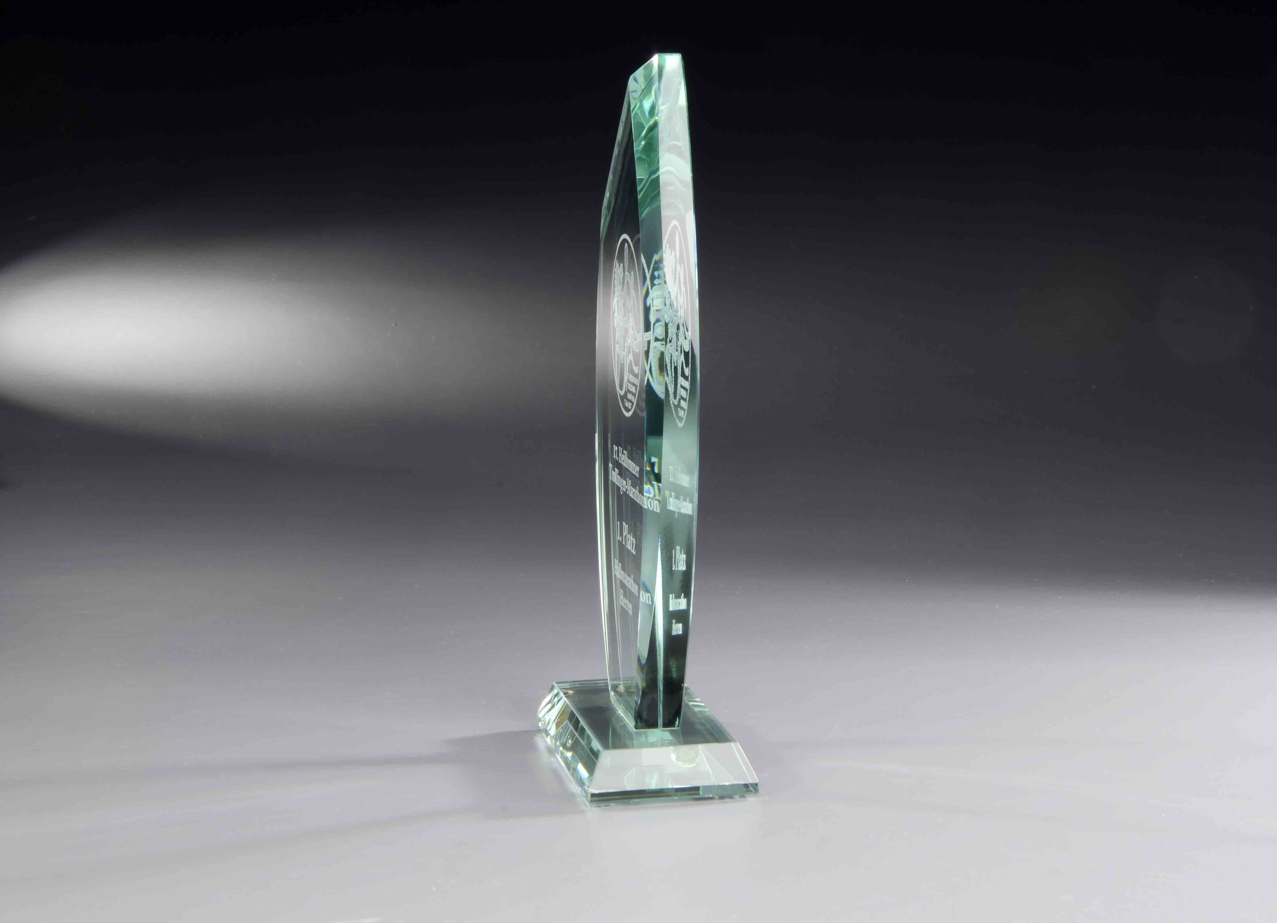 Glastrophäen ''Main''